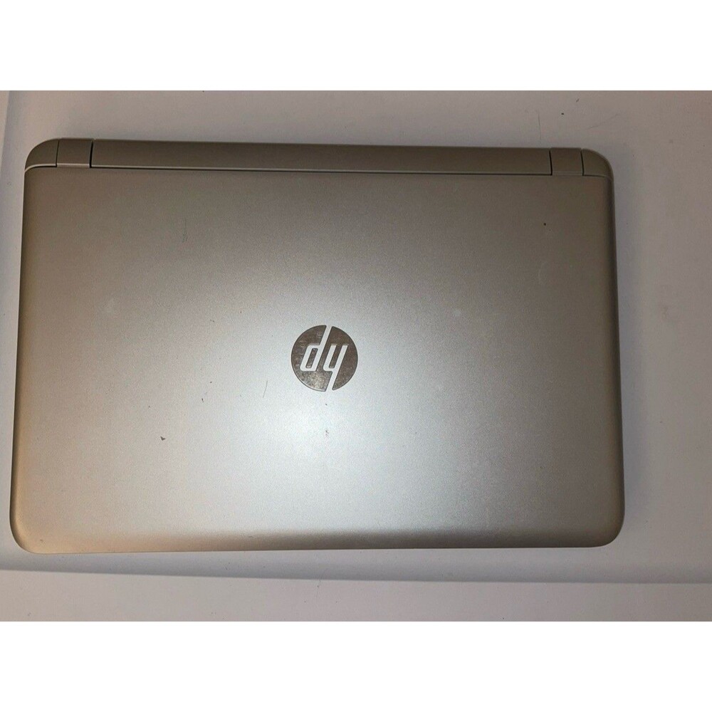 HP Pavilion Notebook – Model 15-ab223cl (i5-8GB RAM) *No Charger*